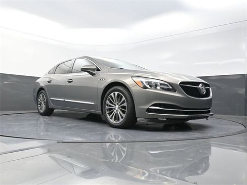 Used 2019 Buick LaCrosse Preferred image 27