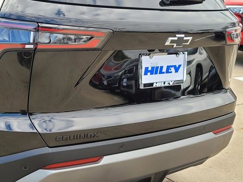 New 2026 Chevrolet Equinox LT w/ Convenience Package II image 4