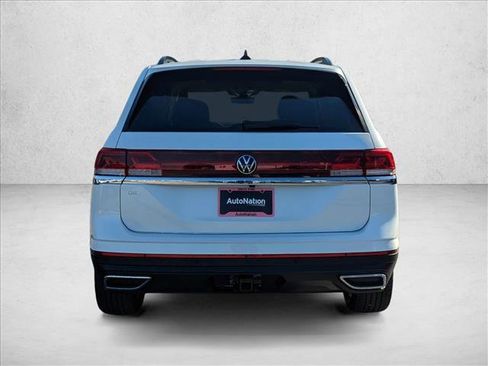 New 2026 Volkswagen Atlas SE FWD image 7