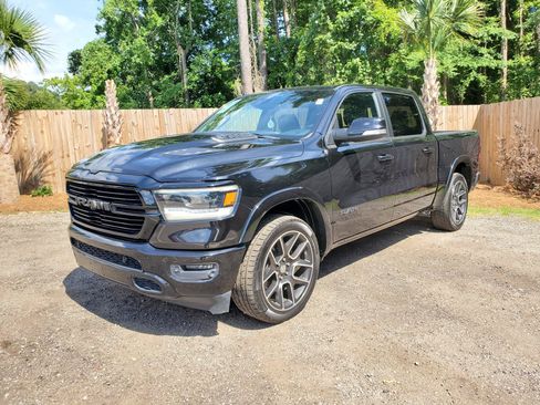Used 2019 RAM 1500 Laramie AWD/4WD image 24