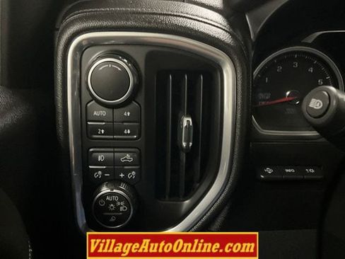 Used 2019 Chevrolet Silverado 1500 High Country w/ Technology Package AWD/4WD image 25