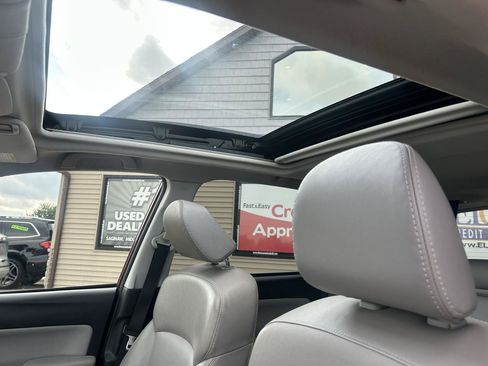 Used 2015 Subaru Forester 2.5i Touring AWD/4WD image 18