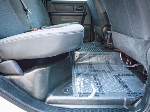 Used 2022 RAM 5500 Tradesman w/ Chrome Appearance Group image 27