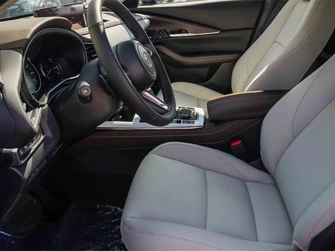 New 2025 MAZDA CX-30 2.5 Turbo w/ Premium Plus Pkg image 20