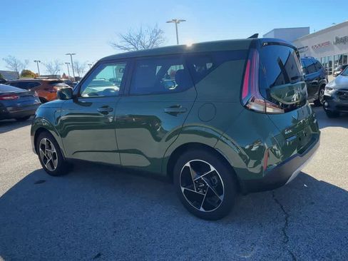 Used 2023 Kia Soul EX image 6