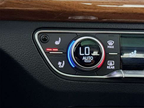 Certified 2023 Audi Q5 2.0T Prestige w/ Prestige Package image 21