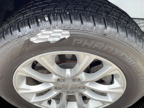 Used 2020 Jeep Cherokee Latitude image 10