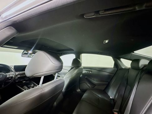 Used 2024 Honda Accord Sport image 13