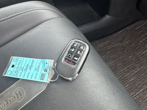 Used 2025 Honda Odyssey EX-L image 37