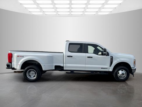 Used 2024 Ford F350 XL w/ FX4 Off-Road Package image 3