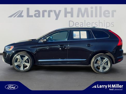 Used 2017 Volvo XC60 T5 Dynamic w/ Preferred Option Package image 2