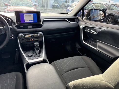 Used 2023 Toyota RAV4 AWD Hybrid image 12