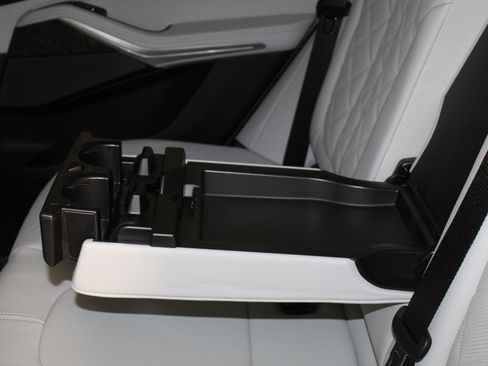 New 2026 BMW X5 xDrive40i w/ M Sport Package image 19