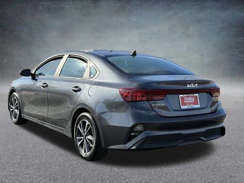 Used 2023 Kia Forte LXS image 6