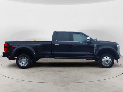 Certified 2024 Ford F450 Platinum w/ FX4 Off-Road Package AWD/4WD image 6