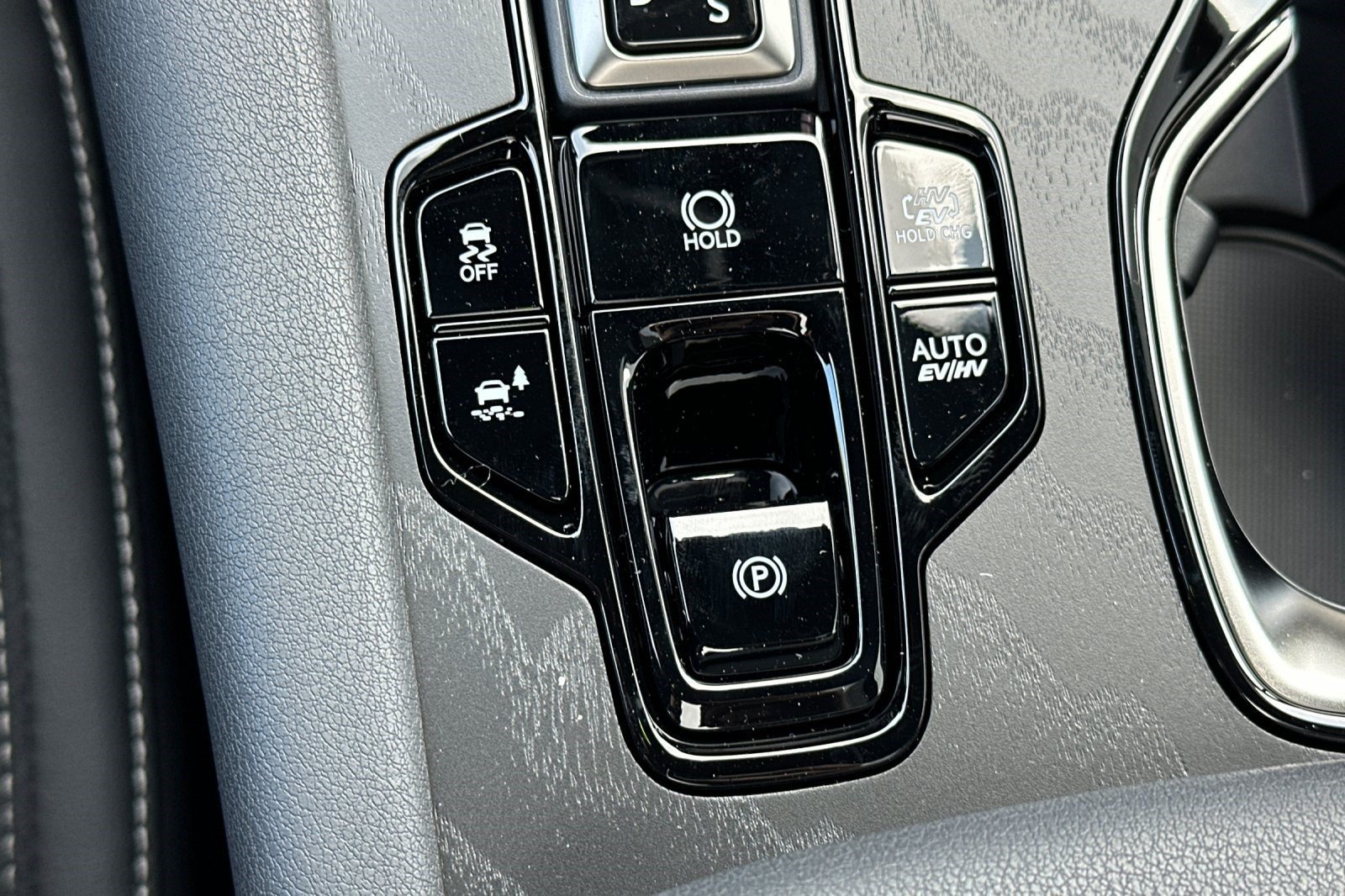 New 2026 Lexus RX 450h AWD image 17