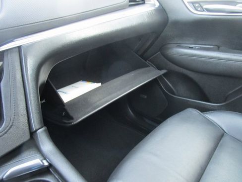 Used 2017 Cadillac XT5 Luxury image 15