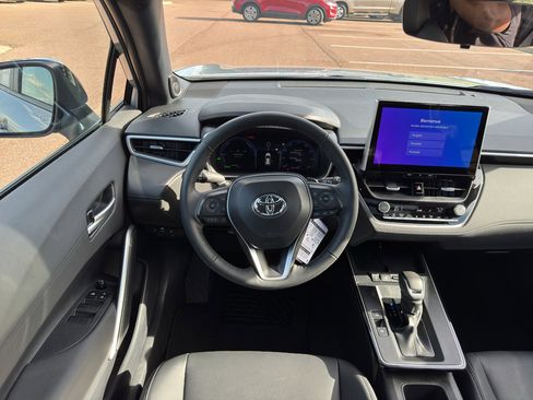 Used 2026 Toyota Corolla Cross AWD Hybrid w/ Convenience Package image 22