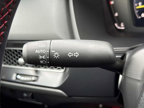 Used 2023 Honda Civic Type R image 10