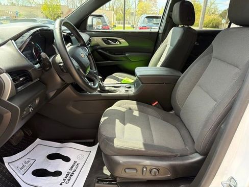 Certified 2023 Chevrolet Traverse LT AWD/4WD image 25