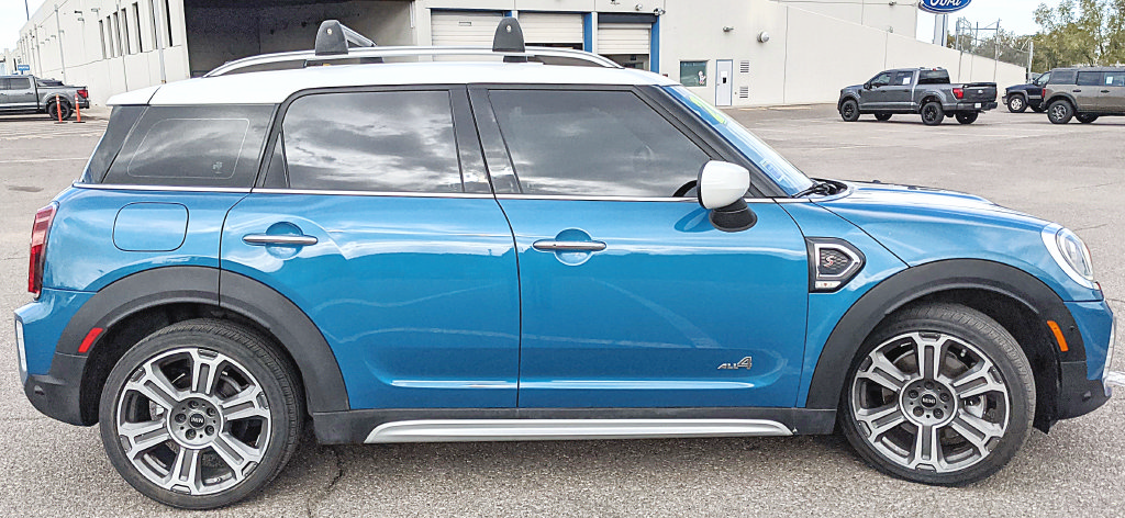 Used 2024 MINI Cooper Countryman S AWD/4WD image 2