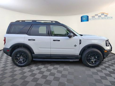 Used 2025 Ford Bronco Sport Outer Banks w/ Sasquatch Outer Banks Package AWD/4WD image 7