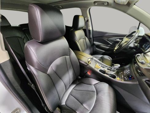 Used 2019 Buick Envision Premium image 13