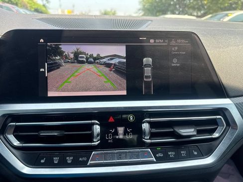 Used 2019 BMW 330i xDrive Sedan w/ M Sport Package AWD/4WD image 47