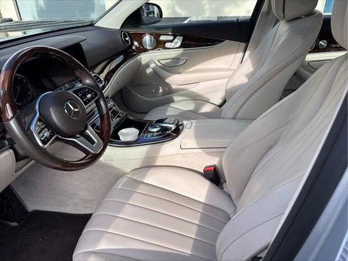 Used 2020 Mercedes-Benz E 450 4MATIC Sedan image 5