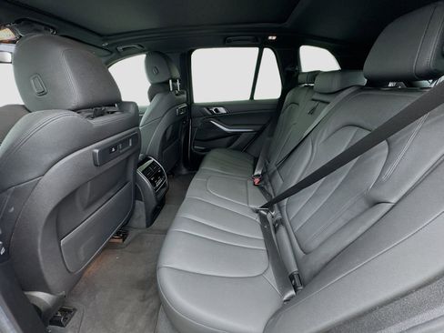 Used 2019 BMW X5 xDrive40i w/ Premium Package 2 image 16