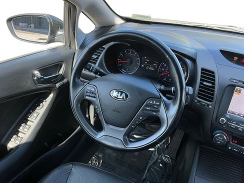 Used 2014 Kia Forte EX w/ Premium Package image 11