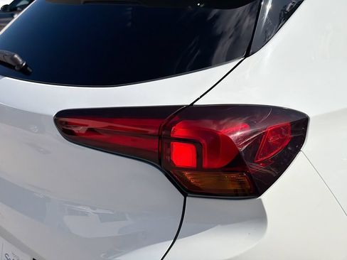 Used 2022 Buick Encore GX Select FWD image 26