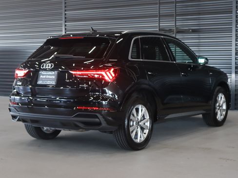 Used 2023 Audi Q3 2.0T Premium w/ Convenience Package AWD/4WD image 16