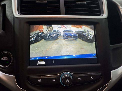 Used 2018 Chevrolet Sonic LT w/ Convenience Package FWD image 25