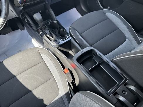 Used 2025 Chevrolet TrailBlazer LT w/ Driver Confidence Package image 23