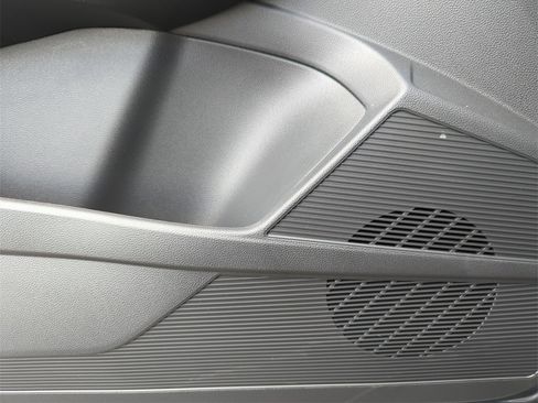 New 2025 Volkswagen Taos S image 23