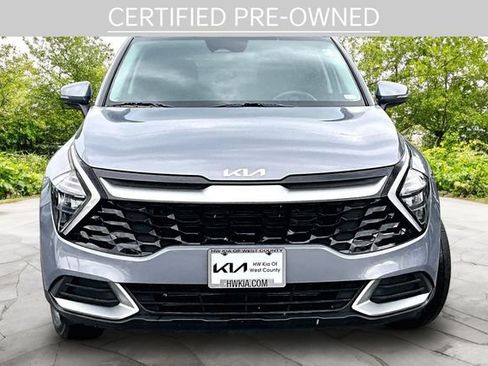 Certified 2023 Kia Sportage EX FWD image 3