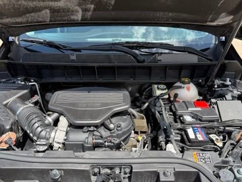 Used 2017 GMC Acadia SLE AWD/4WD image 10