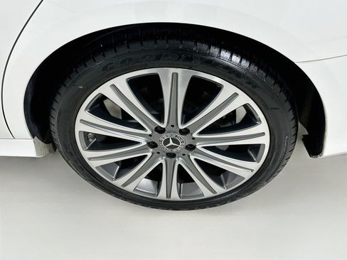 Used 2023 Mercedes-Benz E 350 Sedan image 34