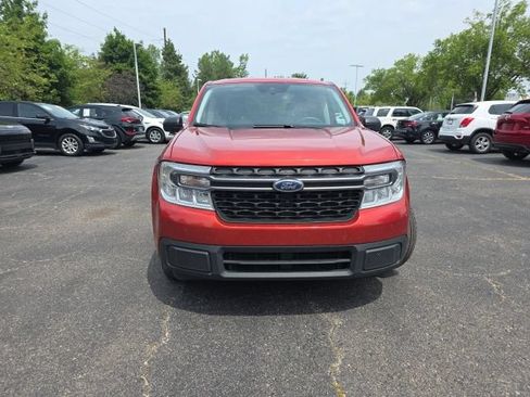 Used 2024 Ford Maverick XLT FWD image 2