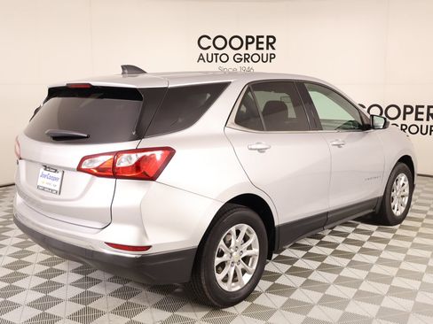 Used 2020 Chevrolet Equinox LT FWD image 19