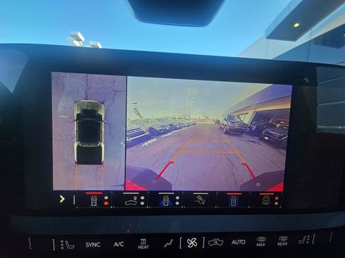 Used 2025 GMC Hummer EV 3X w/ Extreme Off-Road Package image 23