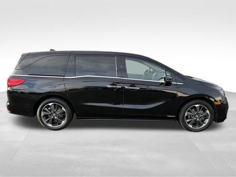 Used 2023 Honda Odyssey Elite image 11