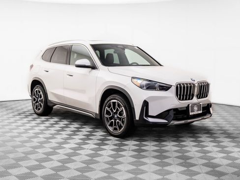 Certified 2023 BMW X1 xDrive28i w/ Convenience Package image 7