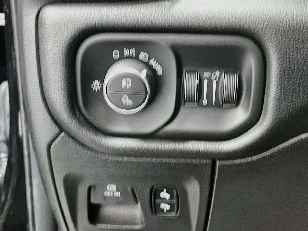 Used 2019 RAM 1500 Sport w/ Trailer Tow Group AWD/4WD image 10