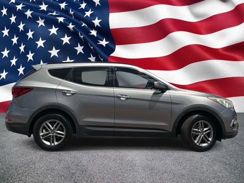 Used 2017 Hyundai Santa Fe Sport FWD image 4