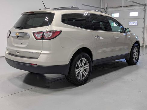 Used 2016 Chevrolet Traverse LT AWD/4WD image 8