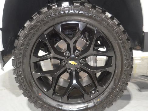 Used 2019 Chevrolet Silverado 1500 RST w/ All-Star Edition AWD/4WD image 11