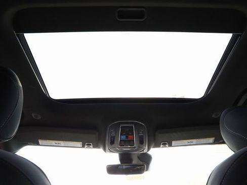 New 2025 Jeep Grand Cherokee L Laredo w/ Luxury Tech Group I AWD/4WD image 19