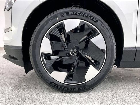 New 2026 Volvo EX30 Plus w/ Protection Package Premier AWD/4WD image 34
